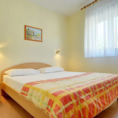 Apartment Edi.1 شقة