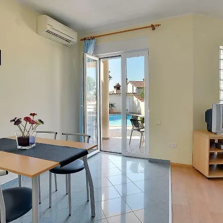 شقة Apartment Edi.1